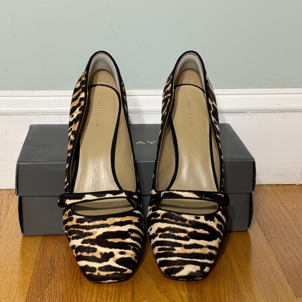 Ann Taylor Zebra Print Heels - Picture 2 of 3